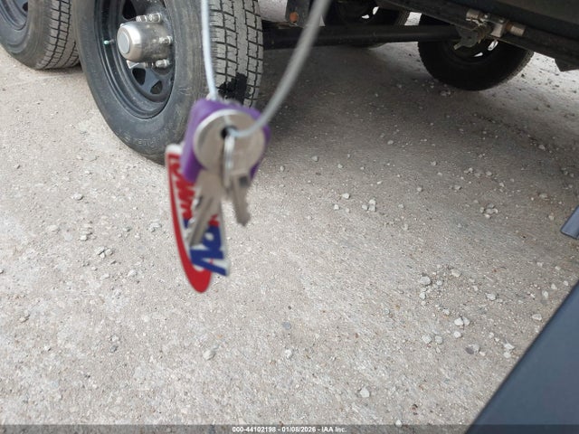 2022 FOREST RIVER SALEM 4X4TSMB20NA334098 Photo 10