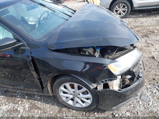 3VWD07AJ8FM355776 Volkswagen Jetta 1.8t Se