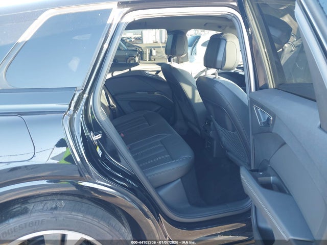 2024 AUDI Q4 E-TRON WA1KUBFZ2RP058589 Photo 7