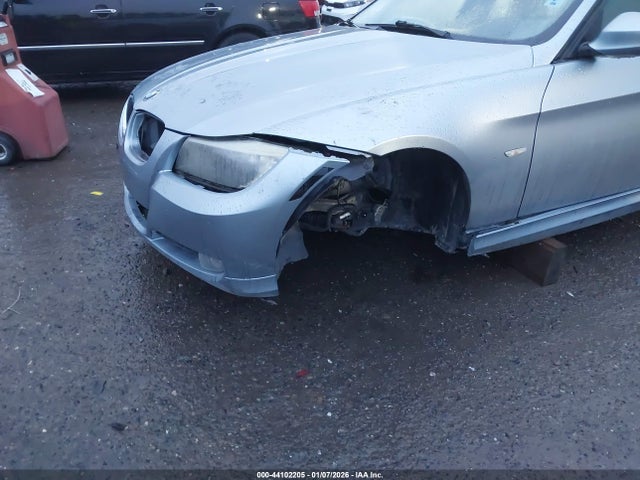 2011 BMW 328I WBAPH7G54BNM57608 Photo 5