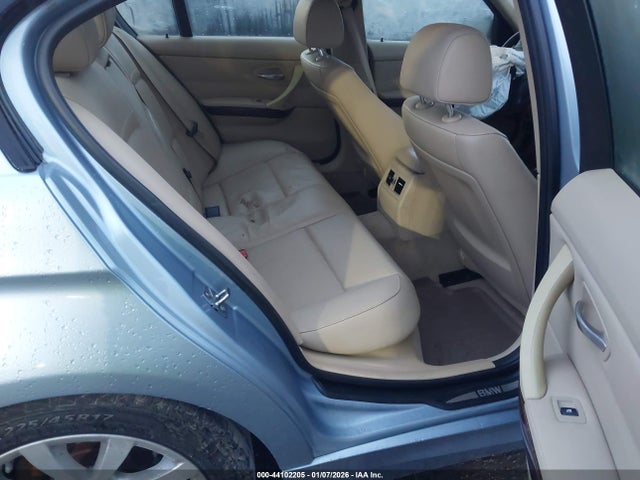 2011 BMW 328I WBAPH7G54BNM57608 Photo 7