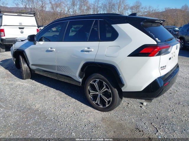 2024 TOYOTA RAV4 PRIME JTMFB3FV2RD220500 Photo 2