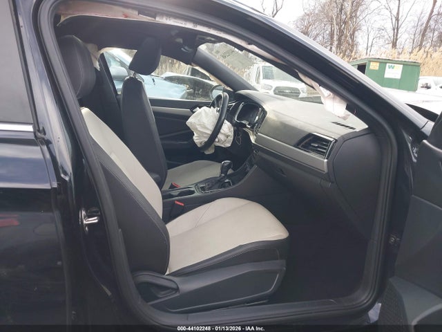 44102248 :رقم المزاد ، 3VWC57BU6KM162719 vin ، 2019 Volkswagen Jetta مزاد بيع