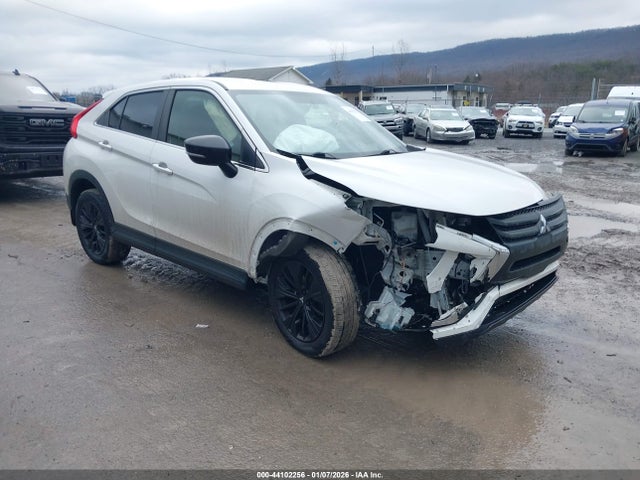 2018 MITSUBISHI ECLIPSE CROSS JA4AT4AA3JZ043359 Photo 0
