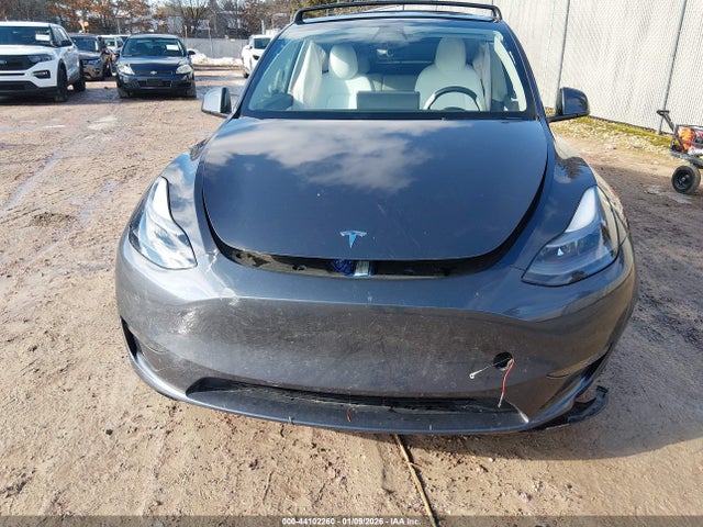 7SAYGDEF1NF510811 Tesla Model Y Performance Dual Motor All-wheel Drive