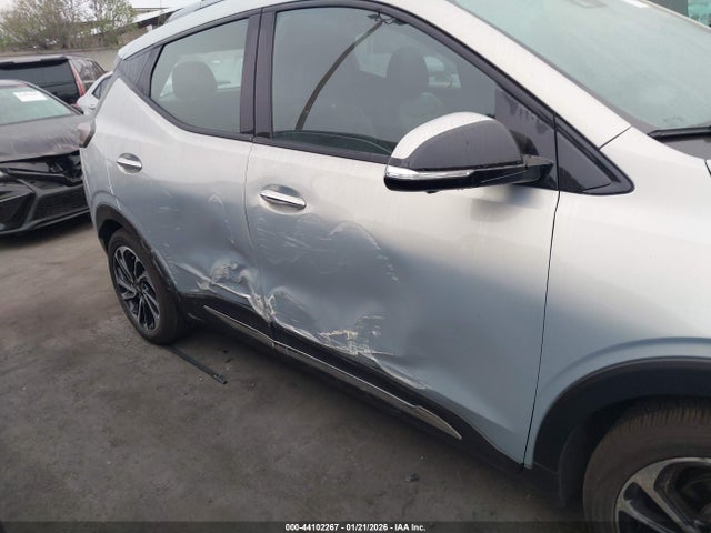 1G1FZ6S09P4186715 Chevrolet Bolt Euv Fwd Premier