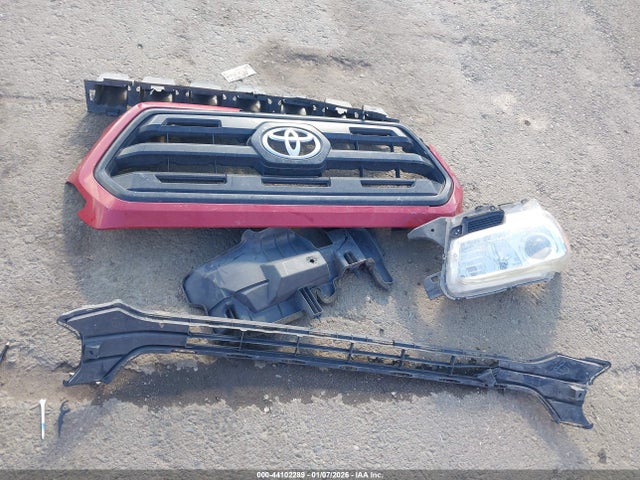 5TFRX5GN4HX096705 Toyota Tacoma Sr