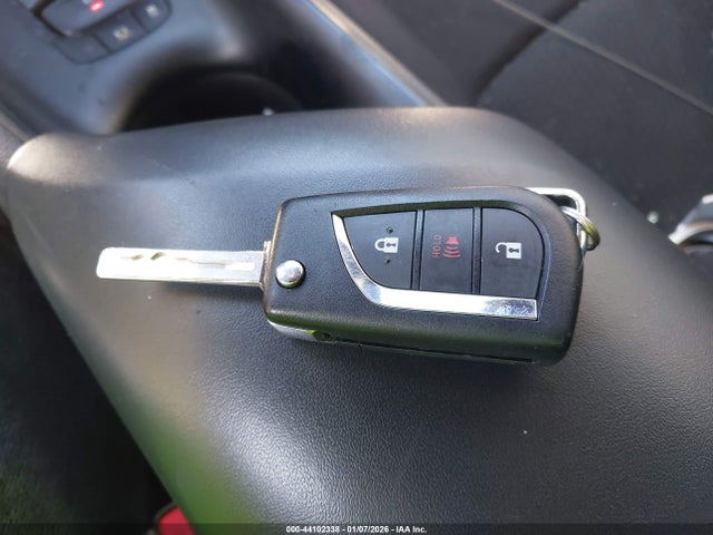 2019 TOYOTA C-HR NMTKHMBX8KR101367 Photo 10