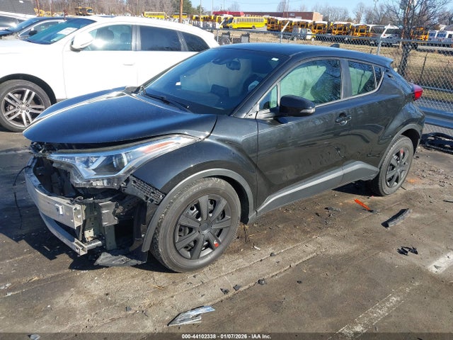 2019 TOYOTA C-HR NMTKHMBX8KR101367 Photo 1