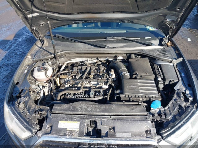 2018 AUDI A3 WAUB8GFF9J1024084 Photo 9