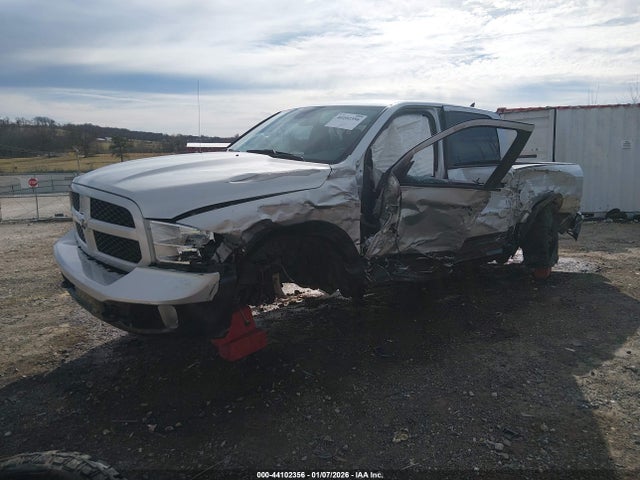44102356 :رقم المزاد ، 1C6RR7LG8GS274437 vin ، 2016 Ram 1500 Outdoorsman مزاد بيع