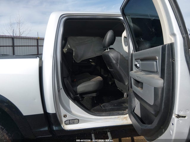 44102356 :رقم المزاد ، 1C6RR7LG8GS274437 vin ، 2016 Ram 1500 Outdoorsman مزاد بيع