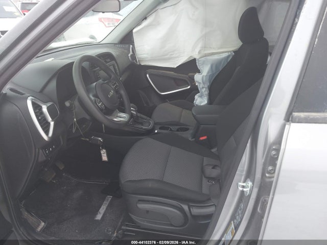 KNDJ23AU8R7240192 KIA SOUL LX