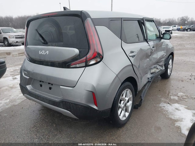 KNDJ23AU8R7240192 KIA SOUL LX