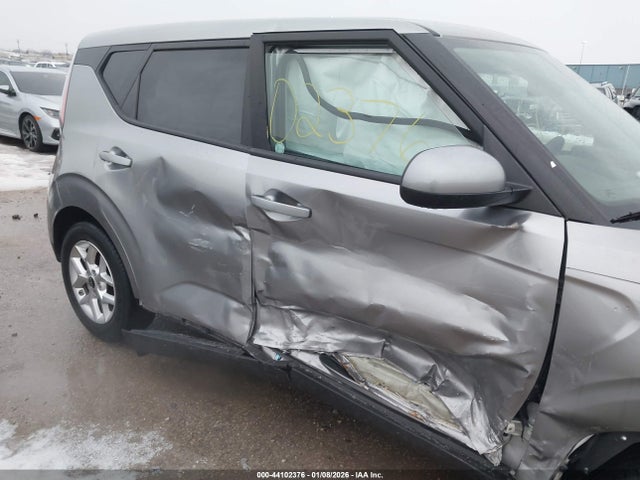 KNDJ23AU8R7240192 KIA SOUL LX