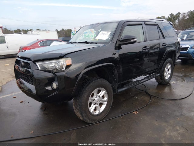 2015 TOYOTA 4RUNNER JTEBU5JR5F5242359 Photo 1