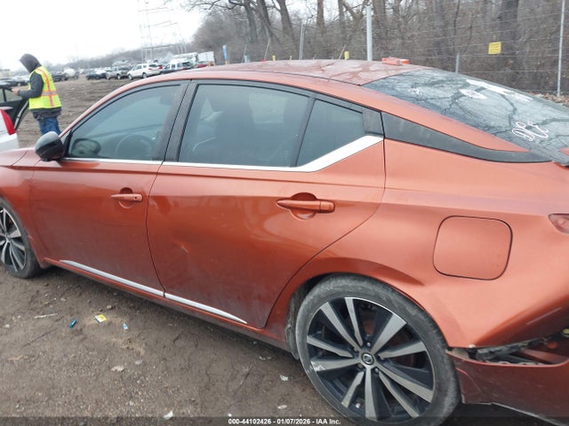 44102426 :رقم المزاد ، 1N4BL4CV1KC199212 vin ، 2019 Nissan Altima 2.5 Sr مزاد بيع