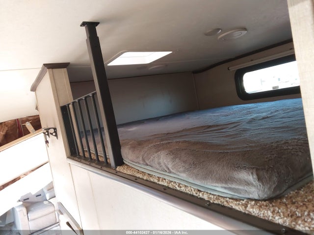 5ZT3BK5B9LA324834 Coachmen Other