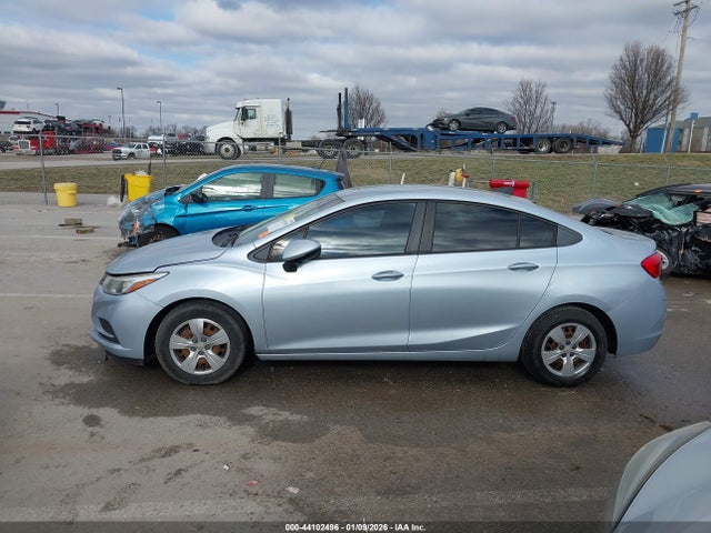Продаж на аукціоні авто 2017 Chevrolet Cruze Ls Auto, vin: 1G1BC5SM2H7278360, номер лоту: 44102496