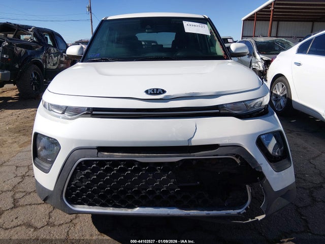 KNDJ23AU8M7797063 KIA SOUL S