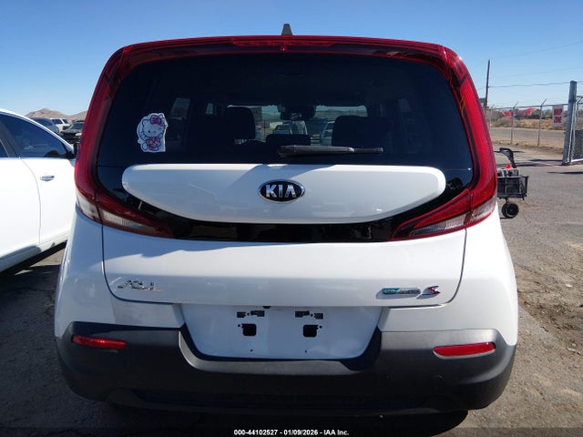KNDJ23AU8M7797063 KIA SOUL S
