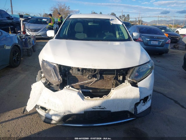 Nissan ROGUE S 2016 KNMAT2MT4GP612425 Image 13