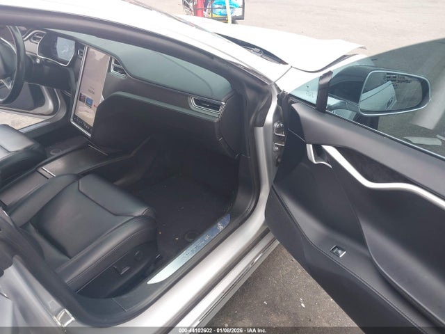 2018 TESLA MODEL S 5YJSA1E26JF244342 Photo 4