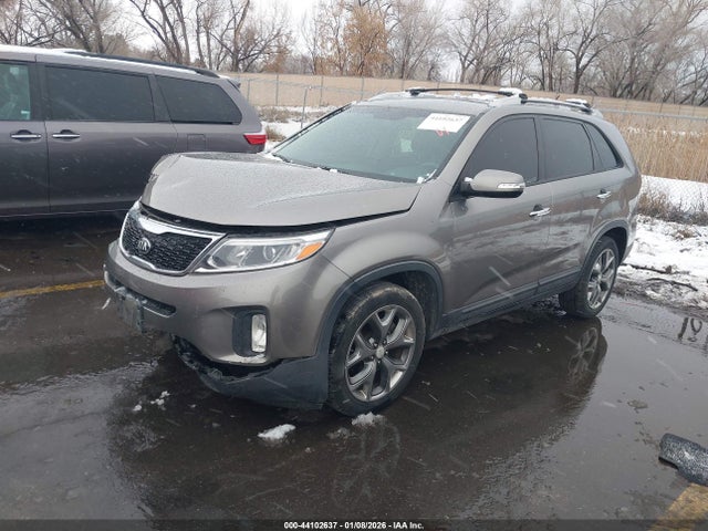 5XYKT4A64FG635185 KIA SORENTO LX