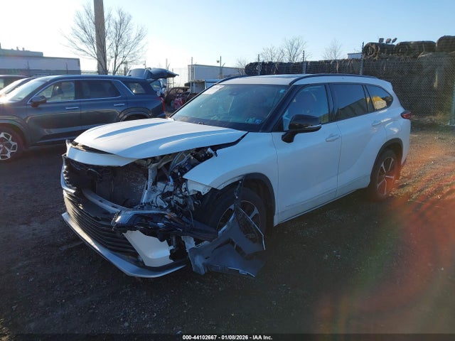 5TDJZRBH4MS124941 Toyota Highlander Xse