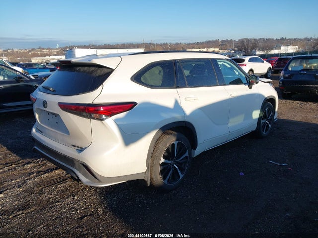 5TDJZRBH4MS124941 Toyota Highlander Xse