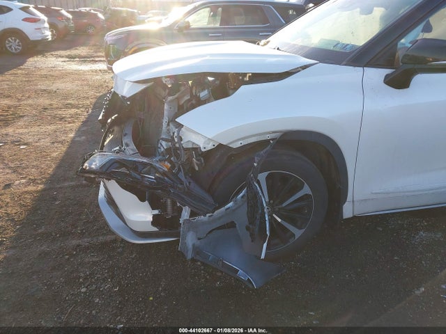 5TDJZRBH4MS124941 Toyota Highlander Xse