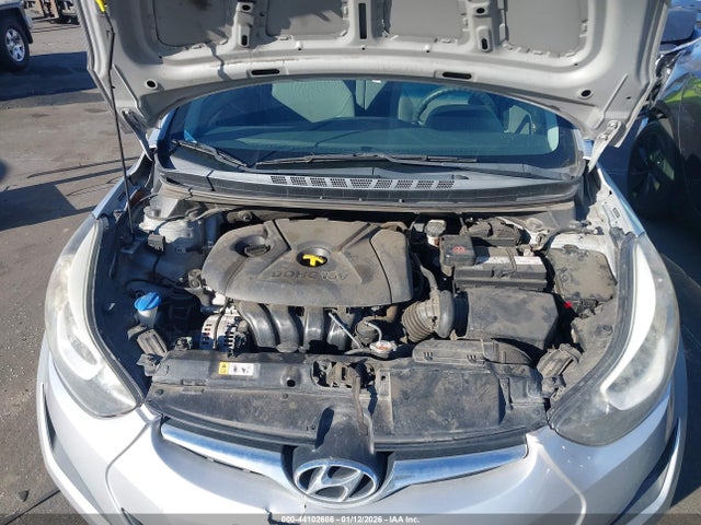 5NPDH4AE9EH464619 Hyundai ELANTRA SE