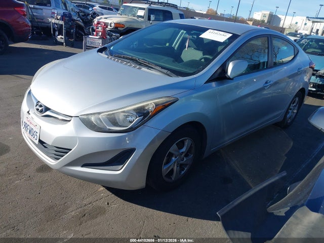 5NPDH4AE9EH464619 Hyundai ELANTRA SE