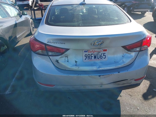 5NPDH4AE9EH464619 Hyundai ELANTRA SE