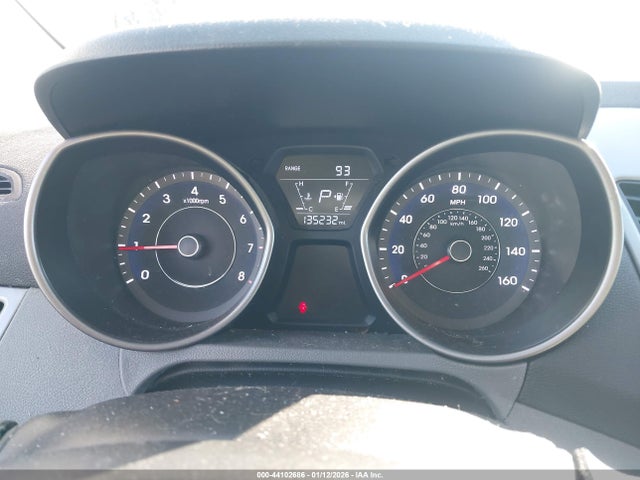 5NPDH4AE9EH464619 Hyundai ELANTRA SE