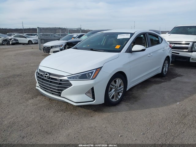 2019 Hyundai Elantra Sel მანქანა იყიდება აუქციონზე, vin: 5NPD84LF5KH414625, აუქციონის ნომერი: 44102768
