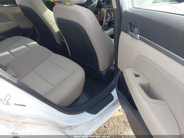 2019 Hyundai Elantra Sel მანქანა იყიდება აუქციონზე, vin: 5NPD84LF5KH414625, აუქციონის ნომერი: 44102768