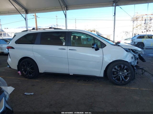 5TDCRKEC6SS256497 Toyota Sienna Xse
