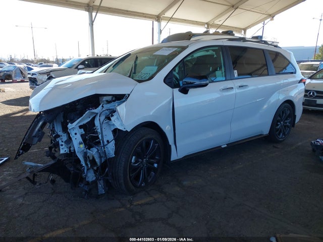 5TDCRKEC6SS256497 Toyota Sienna Xse