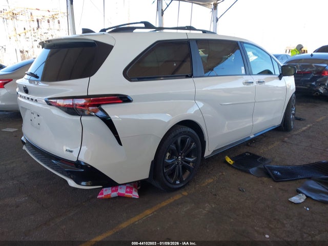 5TDCRKEC6SS256497 Toyota Sienna Xse