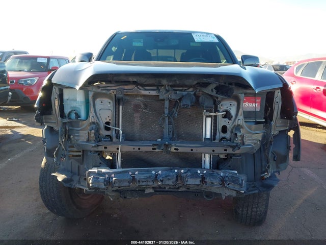 5TFCZ5AN7MX266364 Toyota Tacoma Trd Off-road