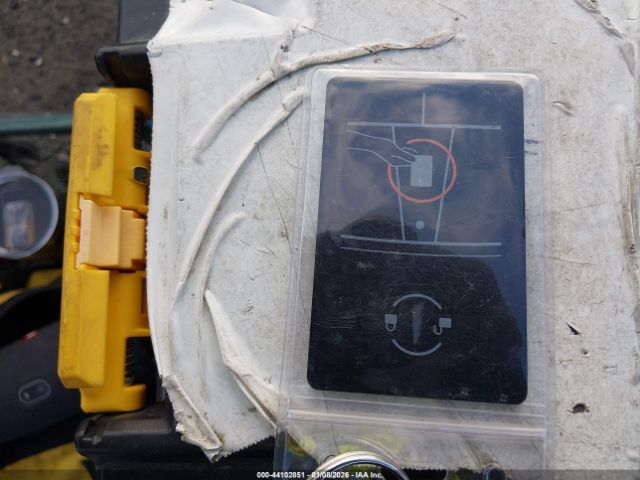 2020 TESLA MODEL Y 5YJYGDEE9LF059600 Photo 10