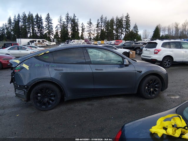 5YJYGDEE9LF059600 Tesla Model Y Long Range Dual Motor All-wheel Drive