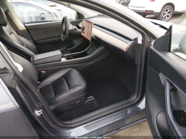 2020 TESLA MODEL Y 5YJYGDEE9LF059600 Photo 4