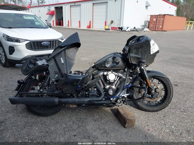 1HD1KTP12NB613438 Harley-Davidson FLTRXS