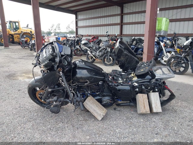 1HD1KTP12NB613438 Harley-Davidson FLTRXS