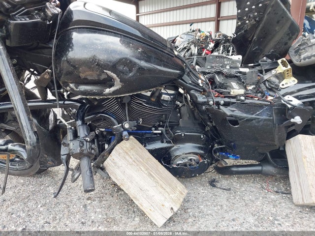 2022 HARLEY-DAVIDSON FLTRXS 1HD1KTP12NB613438 Photo 8