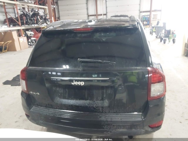 44102915 :رقم المزاد ، 1C4NJDBB8GD782544 vin ، 2016 Jeep Compass Sport مزاد بيع