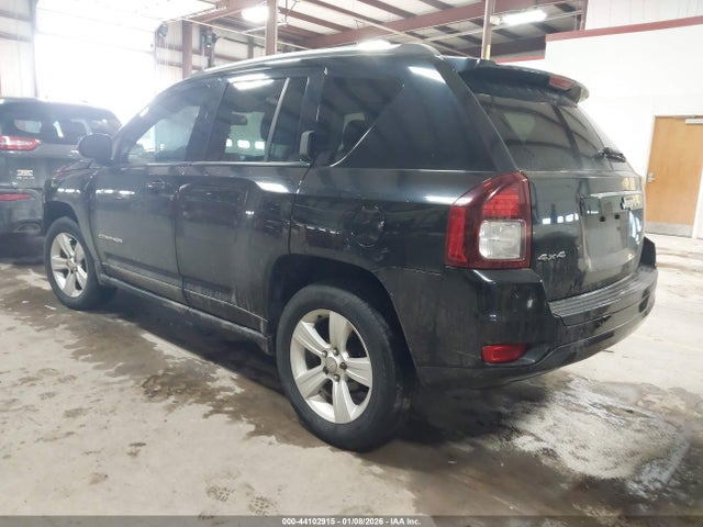 44102915 :رقم المزاد ، 1C4NJDBB8GD782544 vin ، 2016 Jeep Compass Sport مزاد بيع