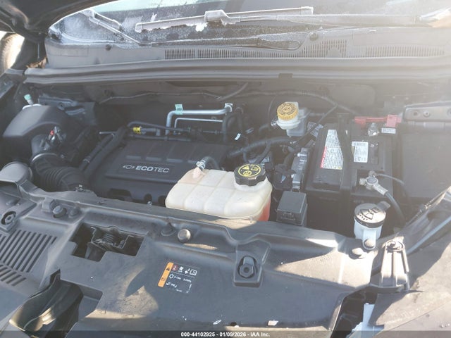 3GNCJPSB0JL164684 Chevrolet Trax Lt